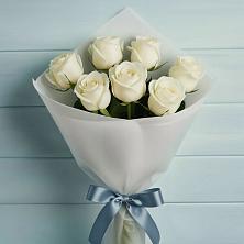Букет 7 Белых роз Эдлесс Лав в Нижний Кисляй