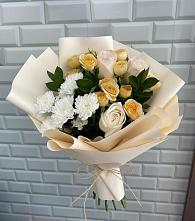Букет цветов из:  Розы и Хризантемы в Нижний Кисляй