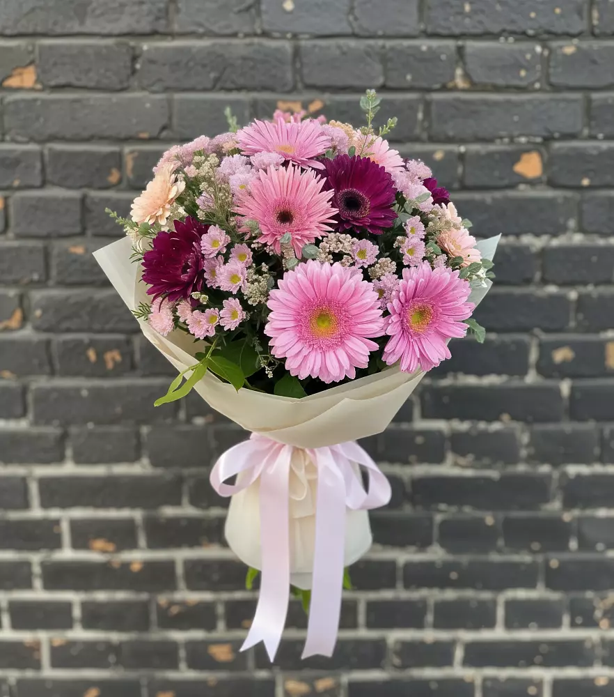 Букет цветов из: Герберы и Хризантемы в Нижний Кисляй