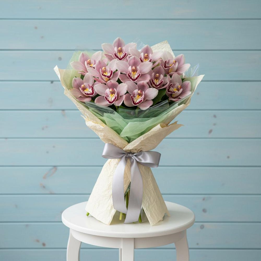 Букет цветов из: Орхидеи и Розы в Нижний Кисляй