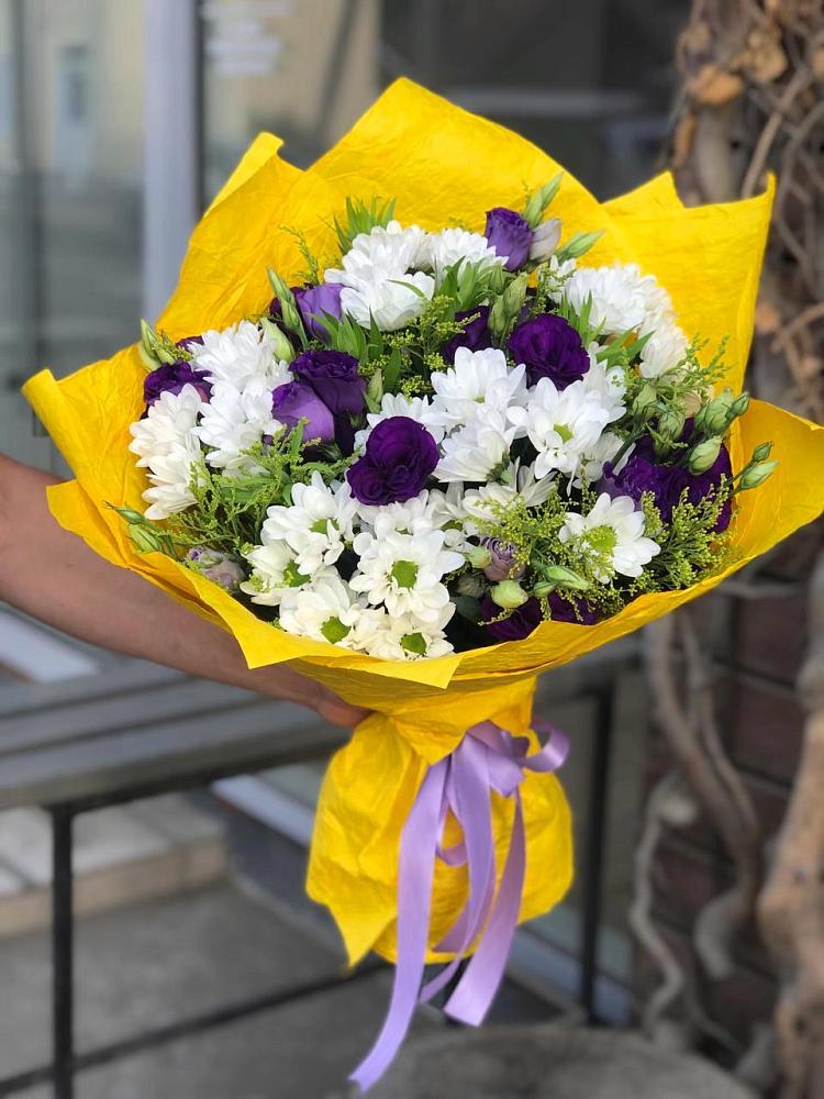 Букет цветов из: Ирисы, Хризантемы и Ромашки в Нижний Кисляй