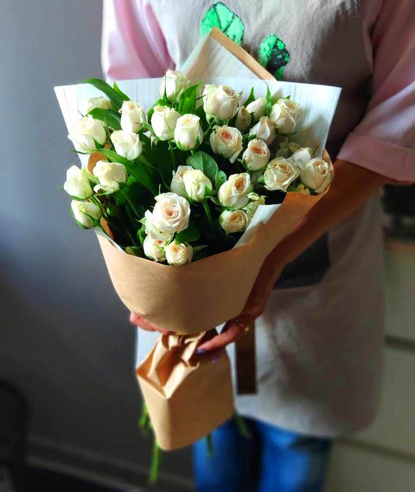 Букет цветов из: Розы в Нижний Кисляй