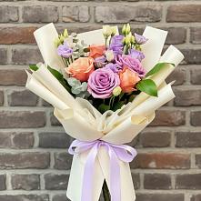 Букет цветов из:  Лизиантусы и Розы #REPLACE_PRED# Нижний Кисляй