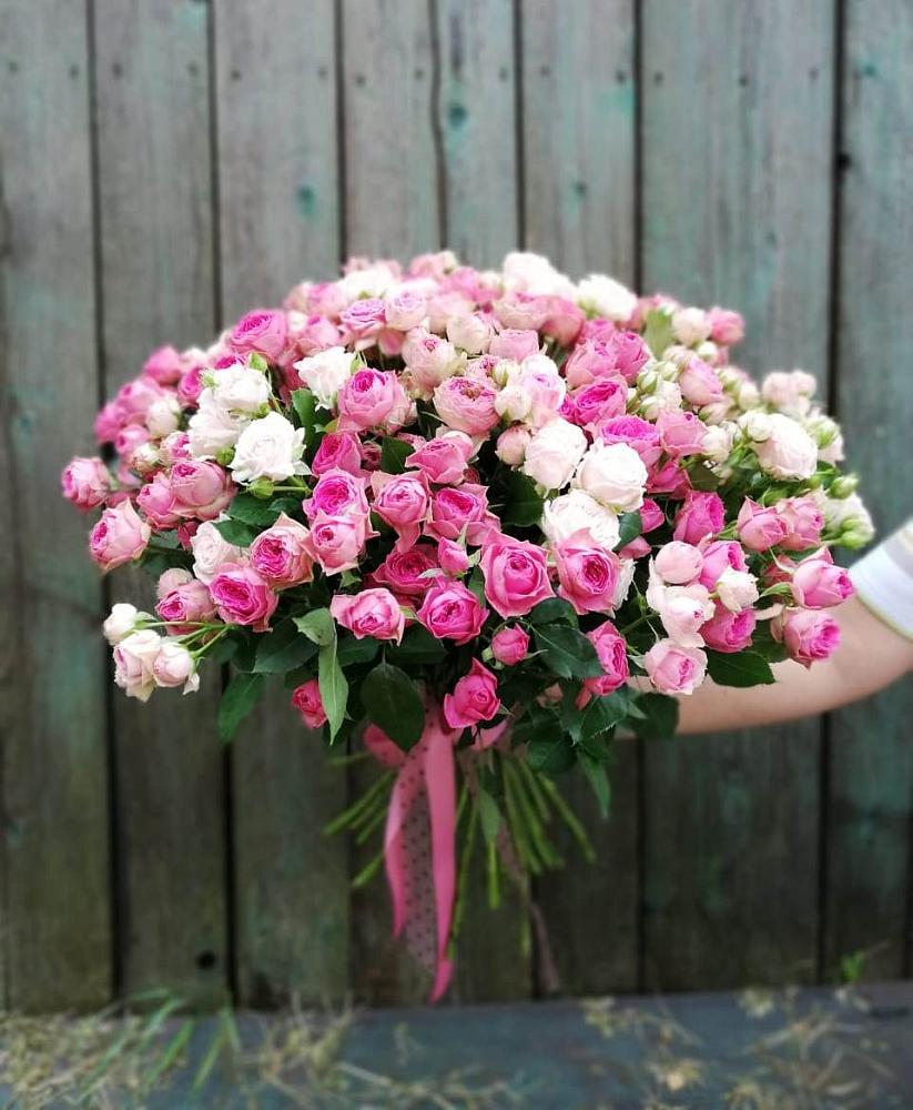 Букет Розовые кустовые розы Натали и Лав Лидия в Нижний Кисляй